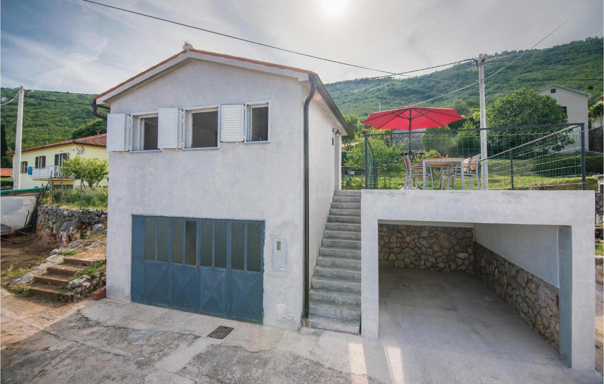 Nice Home In Martina With Kitchen Екстериор снимка